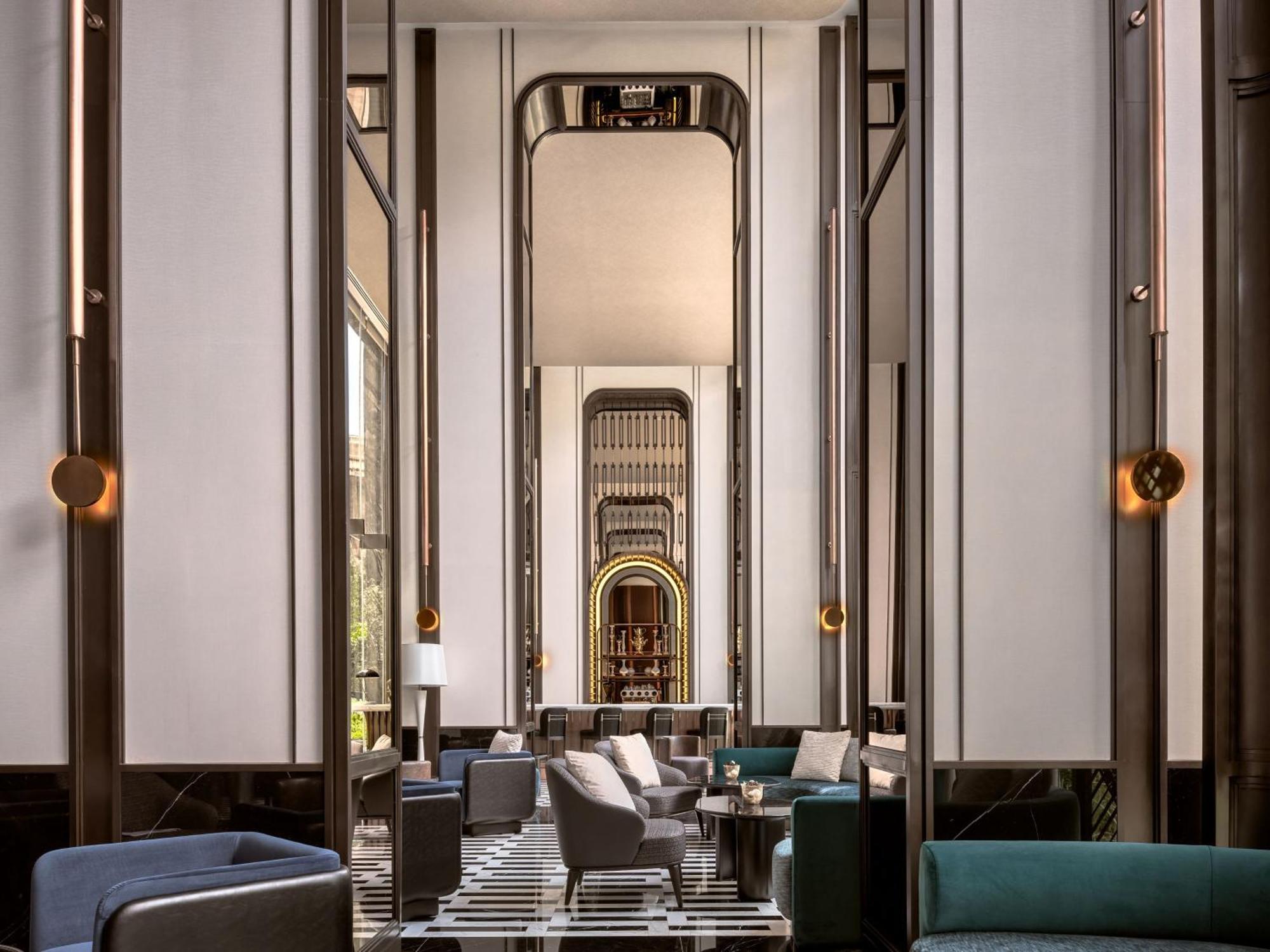 Khách sạn Intercontinental Sukhumvit By Ihg 5*